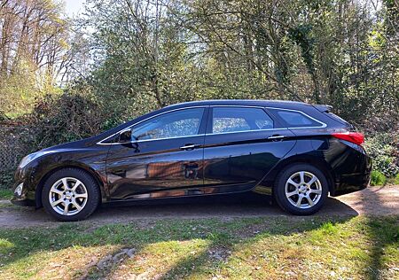 Hyundai i40 cw 1.7 CRDi Style 100kW Automatik Style