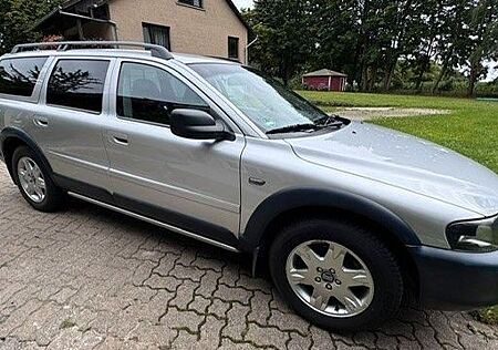 Volvo XC 70 XC70 D5 AWD -