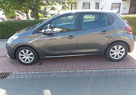 Peugeot 208 PureTech 82 Active Active