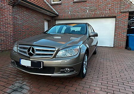 Mercedes-Benz C 200 CGI BlueEFFICIENCY AVANTG. Autom. AVAN...