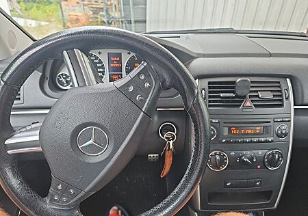 Mercedes-Benz B 180 CDI -