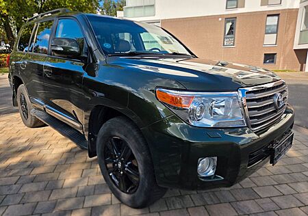 Toyota Land Cruiser 200 Executive; Seilwinde