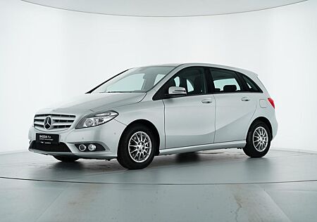 Mercedes-Benz B 180 B180 FREISPRECHEINRICHTUNG+SITZ-HZ+EINPARKHILFE