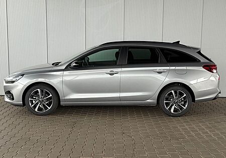 Hyundai i30 Kombi GO Plus 1.5 DPI 97 PS 6MT / Sitz + ...