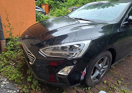Ford Focus 1,0 EcoBoost 74kW Cool & Connect Cool ...
