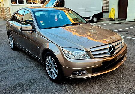 Mercedes-Benz C 200 CGI BlueEFFICIENCY AVANTG. Autom. AVAN...