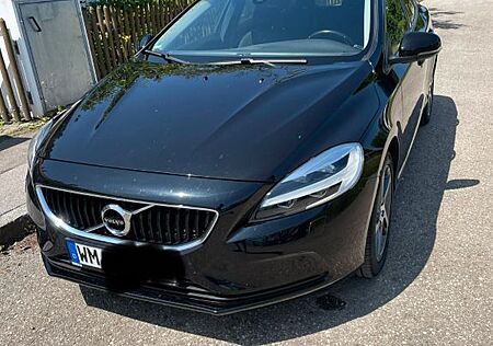 Volvo V40 D3 -