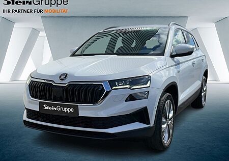 Skoda Karoq 1.5 TSI DSG Style CarPlay Matrix ACC LED