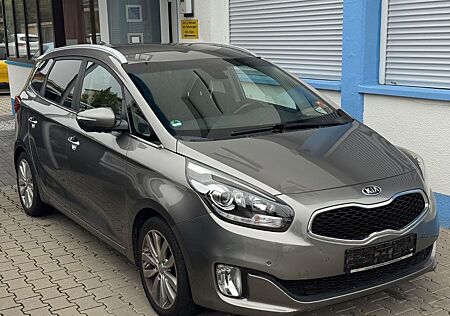 Kia Carens UEFA Euro 2016 Navi Kamera