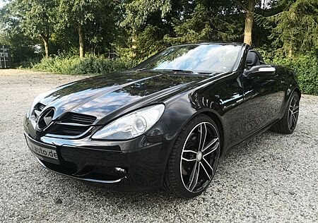 Mercedes-Benz SLK 200 Sportpak,Airscarf,Alu 19",Traumzustand!