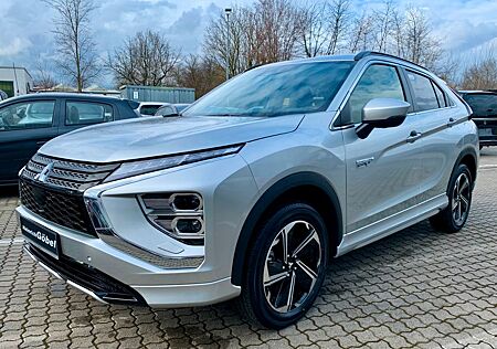 Mitsubishi Eclipse Cross 2.4 PHEV 4WD Select UVP: €49.695,-