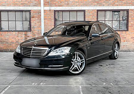 Mercedes-Benz S 500 4MATIC LANG TV + PANO + MASSAGE + FULL
