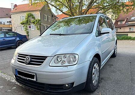 VW Touran Volkswagen 2.0 TDI Highline Highline