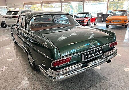 Mercedes-Benz 300 SE/C (COUPÉ) 112.021 - W112 2.975 cm³ |*1964