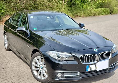 BMW 520d xDrive A Luxury Line Luxury Line