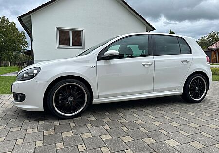 VW Golf Volkswagen 1.4 TSI 90 kW Highline Highline