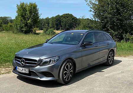 Mercedes-Benz C 220 d T Autom. AHK schwenkbar, 8xKompletträder