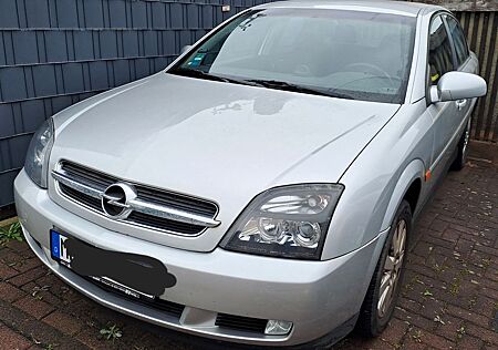 Opel Vectra 2.2