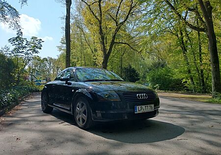 Audi TT Coupe 1.8T - TÜV 08/27