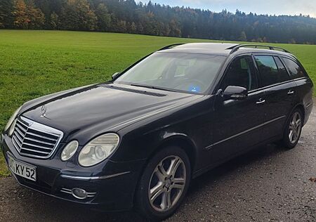 Mercedes-Benz E 220 E -Klasse T-Modell T CDI