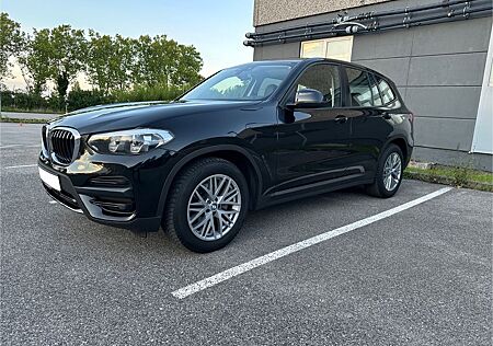 BMW X3 xDrive20d Advantage