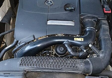 Mercedes-Benz E 250 gebraucht kaufen Mercedes-Benz E 250 T AVANTGARDE Autom. AVANTGARDE