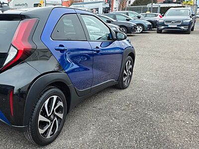 Toyota Aygo X Pulse/Navi/LED/Kam/KeyLe/ACC/Temp/Carplay