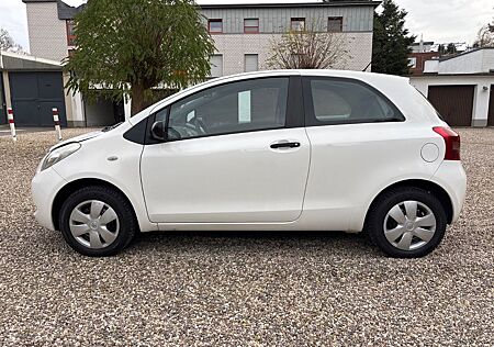 Toyota Yaris 1,0-l-KLIMA- 1 HAND - TÜV -