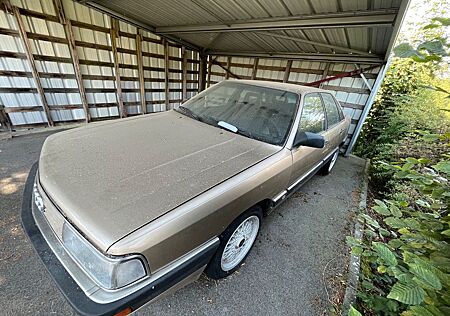 Audi 200