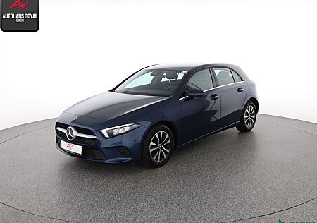 Mercedes-Benz A 200 d STYLE KEYLESS,KAMERA,DISTRONIC,CARPLAY