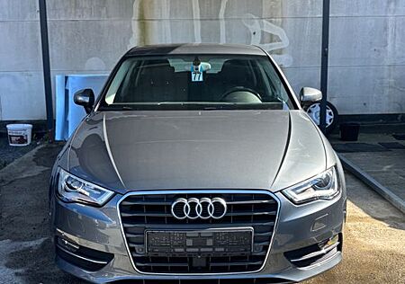 Audi A3 Sportback attraction/TÜV NEU