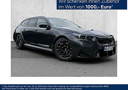 BMW M5 Touring 0,5%Versteu. VMAX PANO AHK Sitzlüft