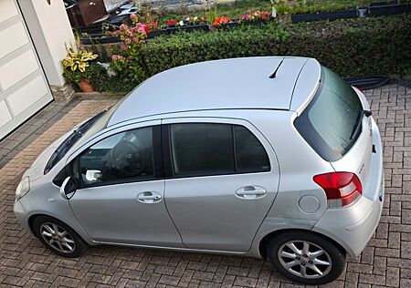 Toyota Yaris 1,4-l-D-4D Executive