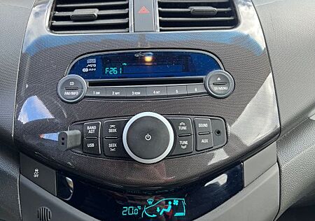 Chevrolet Spark 1.2 LS+ Hot Tunes LS+ Hot Tunes