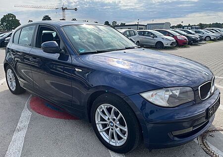 BMW 118i Lim. /Klima/Sithz/Automatik/Tüv 01/2027