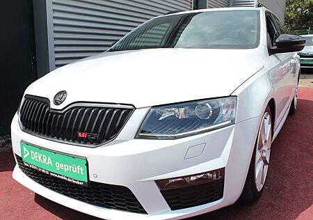 Skoda Octavia COMBI RS 230 AUTOMATIK NAVI LEDER 2.Hd