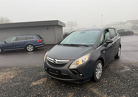 Opel Zafira C Tourer Edition 1.4 T