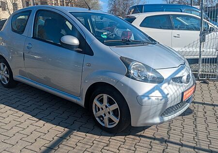 Toyota Aygo (X) AYGO Cool 1.0i Klima/TÜV NEU/Service NEU