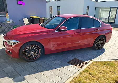 BMW 328i xDrive Tüv Neu
