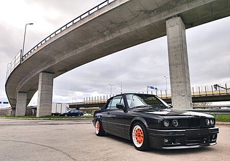 BMW 325 E30, M-Tech2, 193hp (m52b28tu)