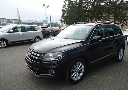 VW Tiguan Volkswagen Sport & Style BMT