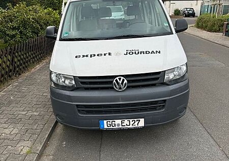 VW T5 Kombi Volkswagen 2.0 Benzin 2011