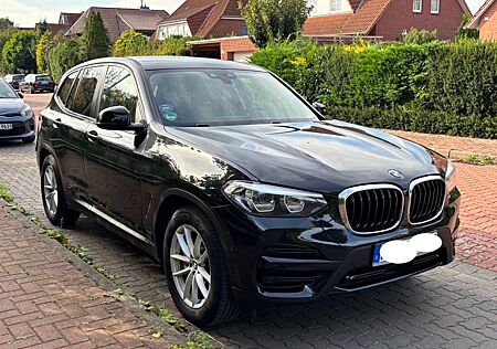 BMW X3 xDrive30e HUD, 360 Kamera, AHK
