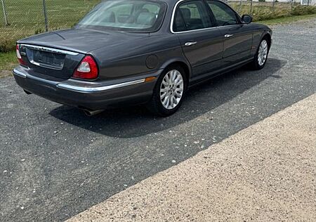 Jaguar XJ6 3 Liter -