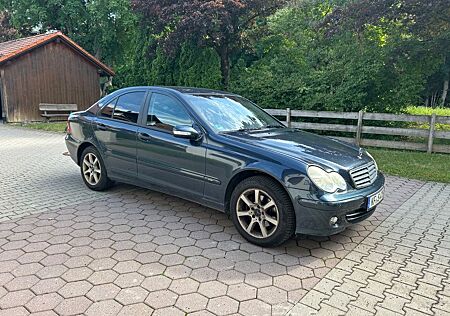 Mercedes-Benz 200 C200