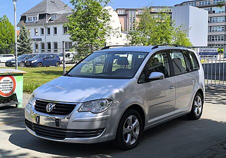 VW Touran Volkswagen Trendline