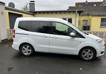 Ford Tourneo Courier 1.5 TDCi