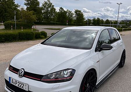 VW Golf Volkswagen GTI Performance / DSG / neue Reifen / Scheckheft