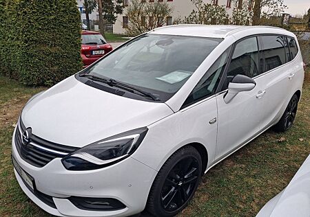 Opel Zafira 1.4 Turbo INNOVATION 140 PS AHK Ergo GJR