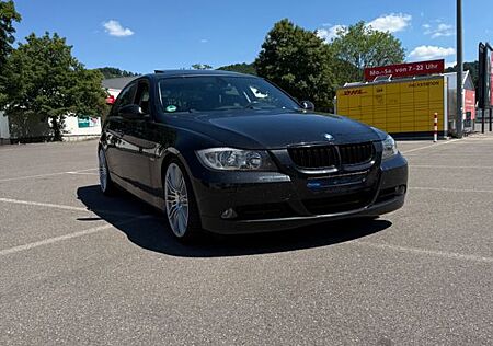 BMW 320i -